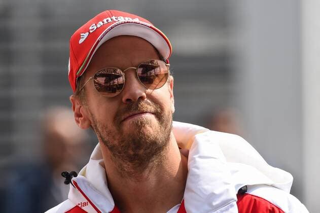 Sebastian Vettel (Scuderia Ferrari) mit Basecap und Sonnenbrille im Fahrerlager, Grosser Preis von Mexiko 2016, Motorsport, Formel 1, 30.10.2016, Mexiko City Copyright: xAndre Eibner-Pressefotox EP_JAE