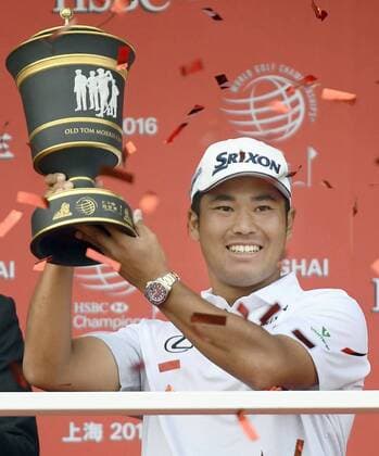 CORRECTED: Japan s Matsuyama wins HSBC Champions for 3rd PGA Golf Herren title Hideki Matsuyama of Japan poses with the winner s trophy after his victory in the HSBC Champions golf tournament at the Sheshan International Golf Club in Shanghai on Oct. 30, 2016. Matsuyama became the first Japanese to win in the World Golf Championship series. 