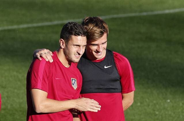 Atletico training session. In this picture, Koke and Griezmann. xRafaxCasalx 