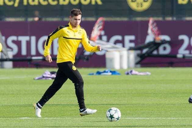 Dortmund, Germany 01.11.2016, Training BV Borussia Dortmund, BVB, Raphael Guerreiro (BVB) ( DeFodi001