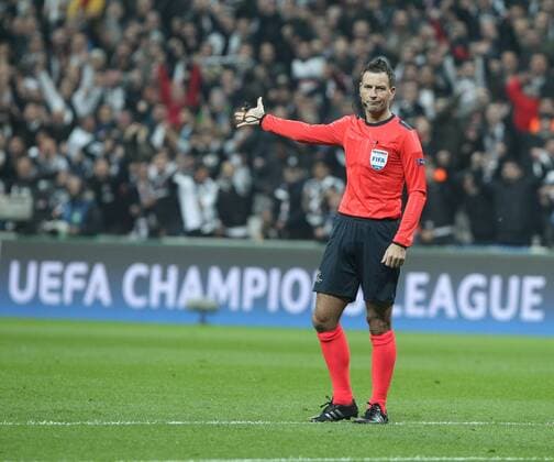 UEFA Champions League Group B match between Besiktas and Napoli at Vodafone Arena in Istanbul , Turkey ,November 01 , 2016. Pictured Referee Mark Clattenburg 
