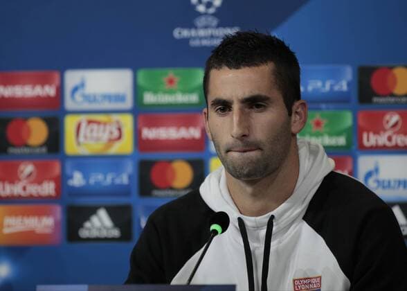 Fußball, CL, Olympique Lyon PK in Turin November 1, 2016 - Turin, Italy - Maxime Gonalons during the press conference PK Pressekonferenz before Champions League match between Juventus v Olympique Lyonnais, in Turin, on November 2, 2016. Olympique Lyon Press Conference  - ZUMAn230 20161101_zaa_n230_065