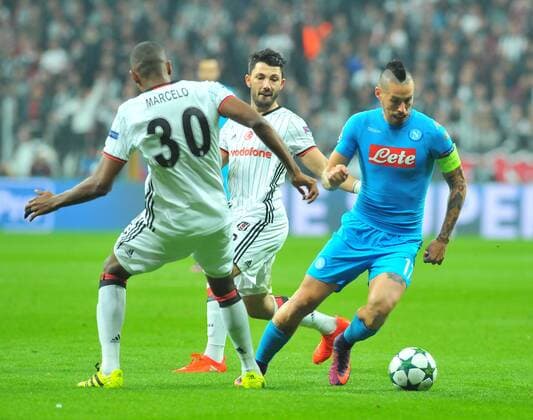 Napoli s Marek Hamsik and Besiktas Marcelo, vie for the ball during a Champions League, group B soccer match, between Napoli and Besiktas at Vodafone Arena in Istanbul, 1st of November, 2016. (  Copyright: AzizxUzunx-xDepoxPhotos 15551884