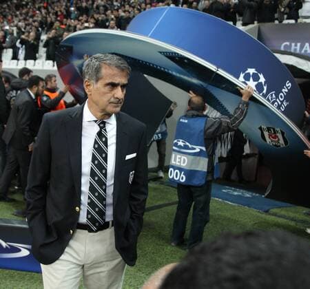 UEFA Champions League Group B match between Besiktas and Napoli at Vodafone Arena in Istanbul , Turkey ,November 01 , 2016. Pictured Coach Senol Gunes of Besiktas. 