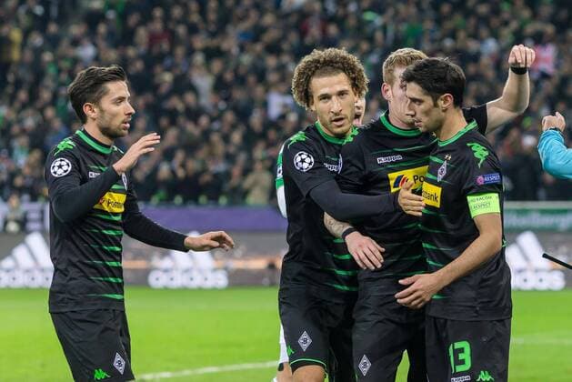 Moenchengladbach, Germany 01.11.2016, UEFA Champions League - 2016 17 Season, Group C - Matchday 4, Borussia Moenchengladbach - Celtic Glasgow, Jubel um den Torschuetzen zum 1:0 Lars Stindl (BMG) ( DeFodi048