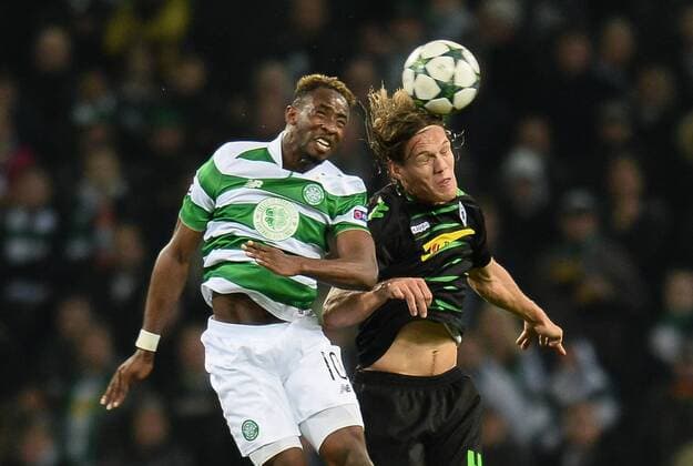 01.11.2016, xmhx, Fussball Champions League, Borussia Moenchengladbach - Celtic Glasgow, emspor, v.l. Moussa Dembele (Celtic Glasgow), Jannik Vestergaard (Borussia Moenchengladbach) Moenchengladbach