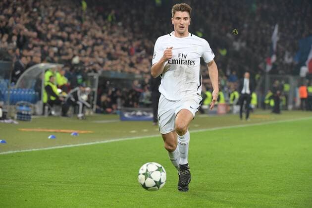 01.11.2016 Basel,Schweiz Stadion St.Jakob Park Fussball Champions League 4 Spieltag FC Basel - Paris Saint-Germain Bild zeigt Torschütze Thomas Meunier (PSG) Aktion 