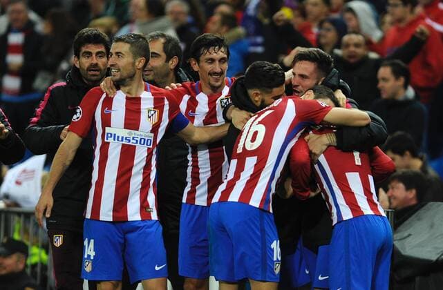 FC Rostov Forward, Sardar Azmoun, number 20 celebrates after scoring a goal (2,1). Atletico de Madrid Forward, Antonie Griezmann, number 7. Round 4 of the CHAMPIONS league, soccer match between Atletico de Madrid - FC Rostov at the Vicente Calderon estadium, Madrid - Spain by November 1, 2016. FC Sevilla vs Dynamo Kiew - Football Champions League  xGregorioxLopezx x SOCCERxSPAINx