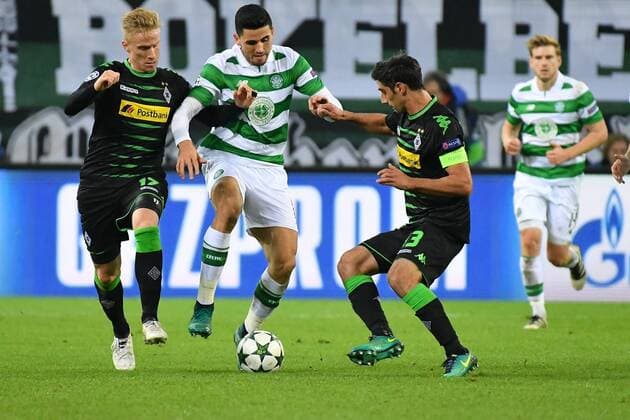 GER, Borussia Mönchengladbach (GER) vs. Celtic Glasgow (SCO) 01.11.2016, Borussia Park , Moenchengladbach , CL, Gruppe C, 4. Spieltag, GER, Borussia Mönchengladbach (GER) vs. Celtic Glasgow (SCO) im Bild: mitte TOM ROGIC (Glasgow 18). li Oscar Wendt (Gladbach 17), und re Lars Stindl (Gladbach 13), Foto © nordphoto Meuter nordphotox xMeuter