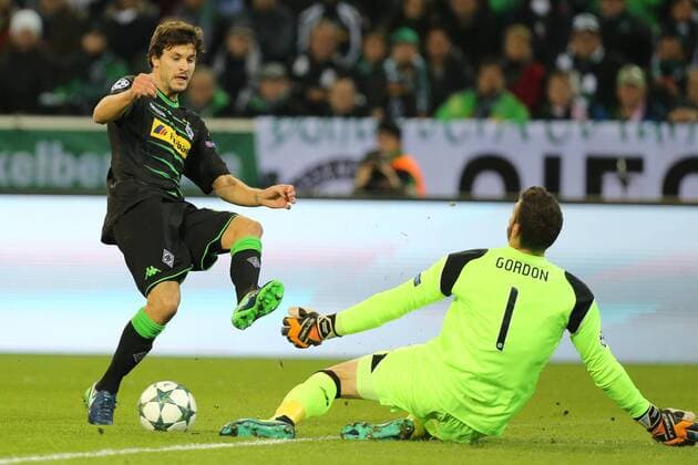 Chance von Tobias Strobl ( 5, Borussia Moenchengladbach) gegen Vraig Gordon ( 1, TW, Celtic Glasgow), Borussia Moenchengladbach vs Celtic Glasgow, UEFA Champions League, 01.11.2016, Moenchengladbach Copyright: xDeutzmann Eibner-Pressefotox EP_CDN