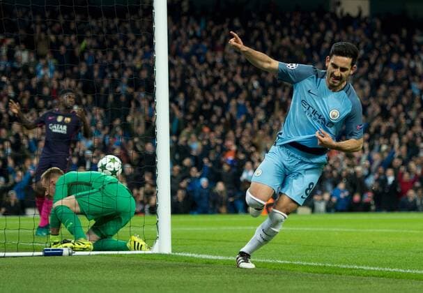 01.11.2016, Etihad Stadium, Manchester, ENG, UEFA CL, Manchester City vs FC Barcelona Barca Gruppe C, im Bild Ilkay Gundogan of Manchester City scores his team™s equalising goal to make it 1-1 Ilkay Gundogan of Manchester City scores his team™s equalising goal to make it 1-1 during the UEFA Champions League group C match between Manchester City and FC Barcelona at the Etihad Stadium in Manchester, Great Britain on 2016 11 01. Manchester  EP_fil  