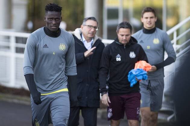Anderlecht s Kara Mbodji, Anderlecht s press Officer David Steegen, Anderlecht s assistant coach David Sesa and Anderlecht s Leander Dendoncker pictured during a training session of Belgian first league soccer team RSC Anderlecht, Wednesday 02 November 2016. Tomorrow Anderlecht is playing the fourth game of the group stage of the Europa League competition against German club 1. FSV Mainz 05, in the group C. LAURIExDIEFFEMBACQ  x04970745x
