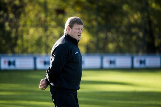 Gent s head coach Hein Vanhaezebrouck pictured during a training session of Belgian soccer team KAA Gent, Wednesday 02 November 2016, in Gent. Tomorrow Gent is playing Ukrainian club FC Shakhtar Donetsk in the fourth match of the group stage of the Europa League competition, in Group H. JASPERxJACOBS  x04970813x