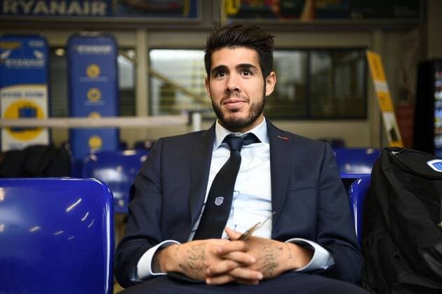 Genk s Alejandro Pozuelo pictured before the departure of Belgian first league soccer team KRC Genk to Bilbao, Spain, Wednesday 02 November 2016, from Maastricht Airport, in Maastricht, The Netherlands. Tomorrow KRC Genk is playing the fourth game of the group stage of the Europa League competition against Spanish Club Athletic Bilbao, in Group F. YORICKxJANSENS  x04970959x
