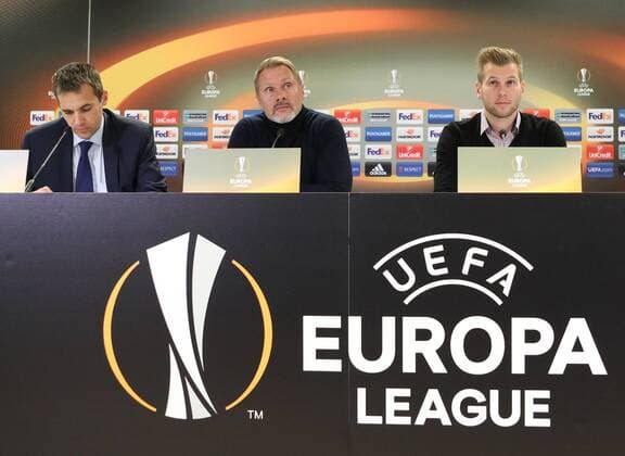 SOCCER - EL, A.Wien vs Roma, preview VIENNA,AUSTRIA,02.NOV.16 - SOCCER - UEFA Europa League, group stage, FK Austria Wien vs AS Roma, preview, press conference PK Pressekonferenz of A.Wien. Image shows manager Markus Kraetschmer, head coach Thorsten and Alexander Gruenwald (A.Wien). GEPAxpictures xChristianxOrt