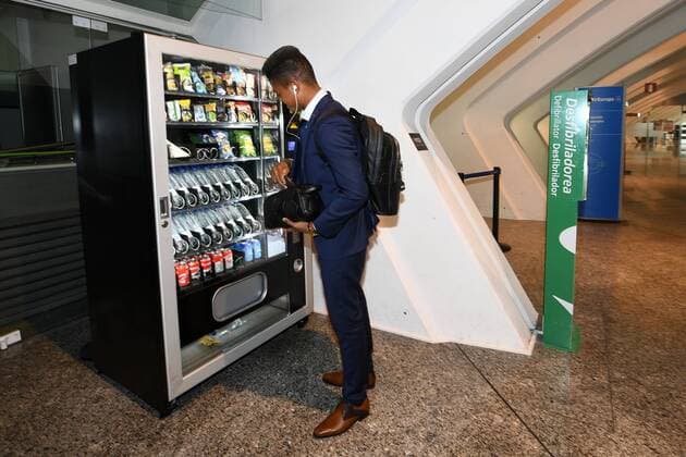 Genk s Leon Bailey pictured after the arrival of Belgian first league soccer team KRC Genk at the airport in Bilbao, Spain, Wednesday 02 November 2016. Tomorrow KRC Genk is playing the fourth game of the group stage of the Europa League competition against Spanish Club Athletic Bilbao, in Group F. YORICKxJANSENS  x04971051x