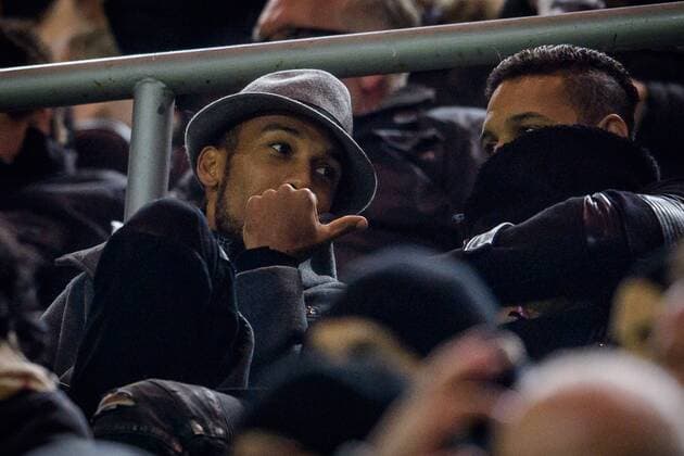 Pierre-Emerick Aubameyang (Borussia Dortmund 17) auf der Tribuene mit Hut beim Champions League Spiel zwischen Borussia Dortmund und Sporting Lissabon am 02.11.2016 Dortmund Copyright: xSchuelerx xEibnerx-xPressefotox EP_JSE