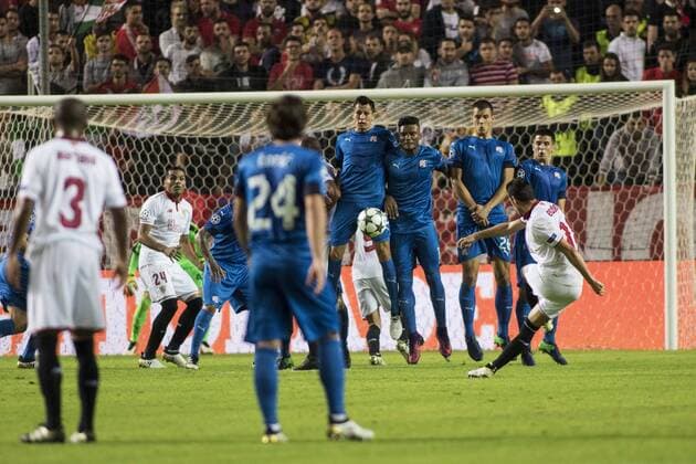 November 2, 2016 - Seville, Spain - Escudero of Sevilla shoots during the UEFA Champions League Group H soccer match between Sevilla FC and GNK Dinamo Zagreb at Estadio Ramon Sanchez Pizjuan Soccer 2016 - Sevilla FC vs GNK Dinamo Zagreb - ZUMAa142 20161102_zap_a142_005