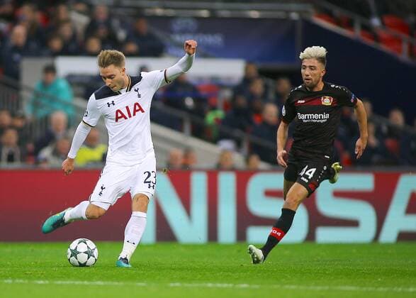02.11.2016. Wembley, London, England. UEFA Champions League Football. Tottenham Hotspur versus Bayer Leverkusen. Tottenham Hotspur Midfielder Christian Eriksen clears the ball as Bayer Leverkusen Midfielder Kevin Kampl adds pressure xMarkxKertonx  ActionPlus11806952