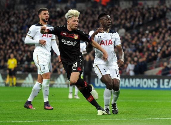 Football - 2016 2017 UEFA Champions League - Group E: Tottenham Hotspur vs. Bayer Leverkusen Kevin Kampl of Bayer 04 Leverkusen scores his goal at Wembley. COLORSPORT ANDREW COWIE 