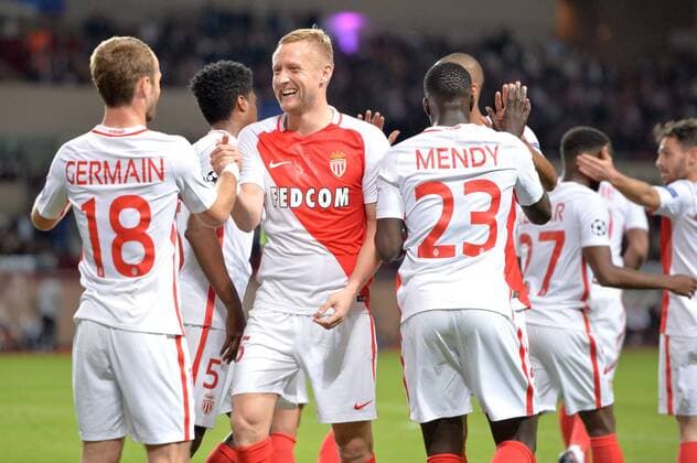 Fußball, CL, AS Monaco - ZSKA Moskau 25 Kamil Glik (asm) - JOIE FOOTBALL : AS Monaco vs CSKA Moscow - Champions League - 02 11 2016 AnthonyBIBARD FEP Panoramic 