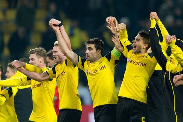 Dortmund, Germany 02.11.2016, UEFA Champions League - 2016 17 Season, Group F - Matchday 4, BV Borussia Dortmund - Sporting Lissabon, Andre Schuerrle (BVB), Sokratis (BVB) und Marc Bartra (BVB) jubeln nach dem 1:0 sieg ( DeFodi001