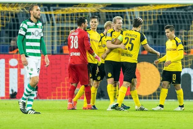 Dortmund, Germany 02.11.2016, UEFA Champions League - 2016 17 Season, Group F - Matchday 4, BV Borussia Dortmund - Sporting Lissabon, schlussjubel Borussia Dortmund ( DeFodi048