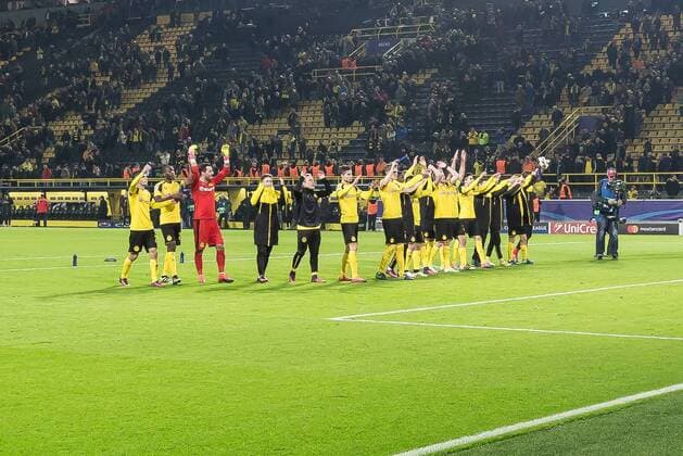 Dortmund, Germany 02.11.2016, UEFA Champions League - 2016 17 Season, Group F - Matchday 4, BV Borussia Dortmund - Sporting Lissabon, schlussjubel Borussia Dortmund ( DeFodi048