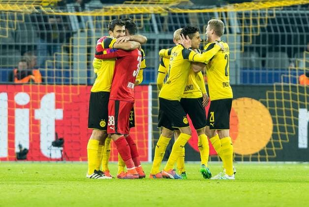 Dortmund, Germany 02.11.2016, UEFA Champions League - 2016 17 Season, Group F - Matchday 4, BV Borussia Dortmund - Sporting Lissabon, schlussjubel Borussia Dortmund ( DeFodi048