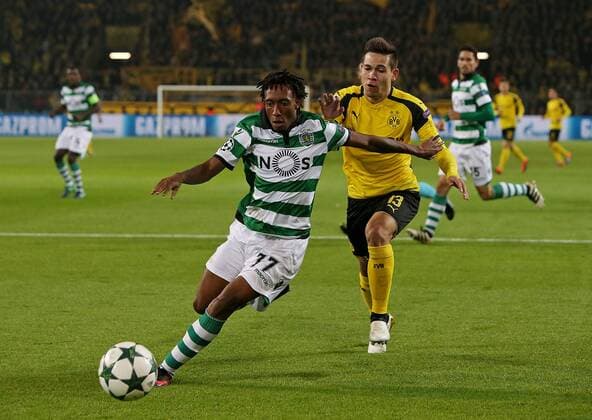 02.11.2016, Fussball Champions-League 2016 2017, Vorrunde 4.Spieltag, Borussia Dortmund - Sporting Lissabon, im Signal-Iduna-Park Dortmund. v.l. Gelson Martins (Sporting Lissabon) gegen Raphael Guerreiro (Dortmund) 