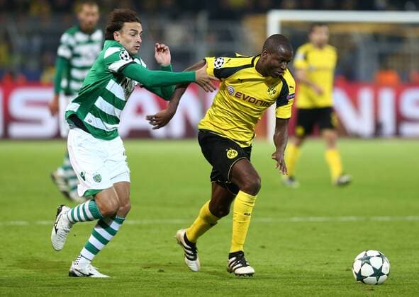 Mittwoch 02.11.2016, Saison 2016 2017, UEFA Champions League, Vorrunde Gruppenphase, 4. Spieltag im Dortmunder Signal Iduna Park, BVB 09 Borussia Dortmund - Sporting CP Lissabon, Lazar Markovic (SCP) gegen Adrian Ramos (BVB), v.l.