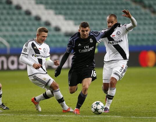 Champions League match between Legia Warsaw and Real Madrid. In this picture, Kovacic. xChemaxReyx 