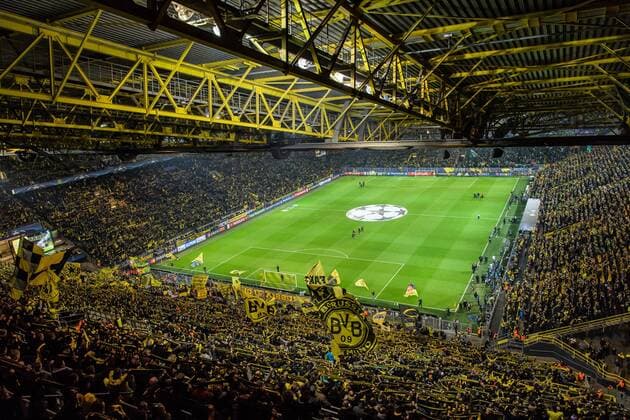 Sicht von der Suedtribuene auf das Spielfeld beim Champions League Spiel zwischen Borussia Dortmund und Sporting Lissabon am 02.11.2016 Dortmund Copyright: xSchülerx xEibner-Pressefotox EP_jse