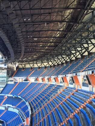 2.11.2016 Madrid, Spanien, Estadio Santiago Bernabeu Stadion Santiago Bernabeu ist das Heimstadion des FC Real Madrid Blick ins Stadion und die leeren Zuschauerränge