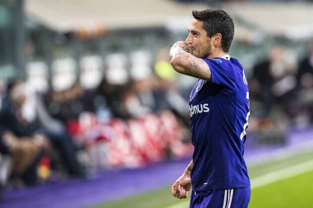 Anderlecht s Nicolae-Claudiu Stanciu celebrates after scoring during a soccer game between Belgian team RSC Anderlecht and German club 1. FSV Mainz 05, Thursday 03 November 2016 in Brussels, the fourth game of the group stage of the Europa League competition in the group C. LAURIExDIEFFEMBACQ  x04971618x
