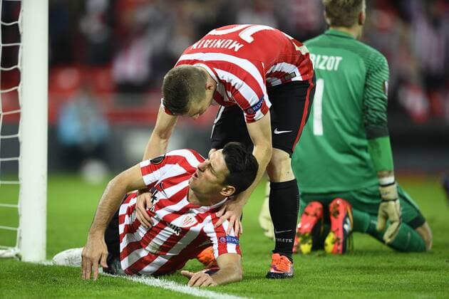 Athletic s forward Aritz Aduriz pictured after scoring during soccer game between Spanish Club Athletic Bilbao and Belgian team KRC Genk in Bilbao, Spain, Thursday 03 November 2016, the fourth game of the group stage of the Europa League competition in Group F. YORICKxJANSENS  x04971623x