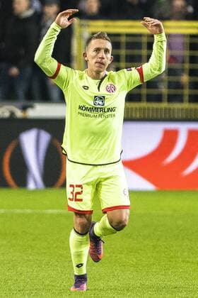 Mainz midfielder Pablo De Blasis celebrates after scoring during a soccer game between Belgian team RSC Anderlecht and German club 1. FSV Mainz 05, Thursday 03 November 2016 in Brussels, the fourth game of the group stage of the Europa League competition in the group C. LAURIExDIEFFEMBACQ  x04971650x