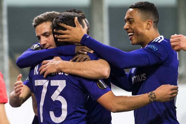 Anderlecht s Nicolae-Claudiu Stanciu celebrates after scoring during a soccer game between Belgian team RSC Anderlecht and German club 1. FSV Mainz 05, Thursday 03 November 2016 in Brussels, the fourth game of the group stage of the Europa League competition in the group C. LAURIExDIEFFEMBACQ  x04971635x
