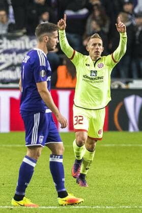 Mainz midfielder Pablo De Blasis celebrates after scoring during a soccer game between Belgian team RSC Anderlecht and German club 1. FSV Mainz 05, Thursday 03 November 2016 in Brussels, the fourth game of the group stage of the Europa League competition in the group C. LAURIExDIEFFEMBACQ  x04971652x