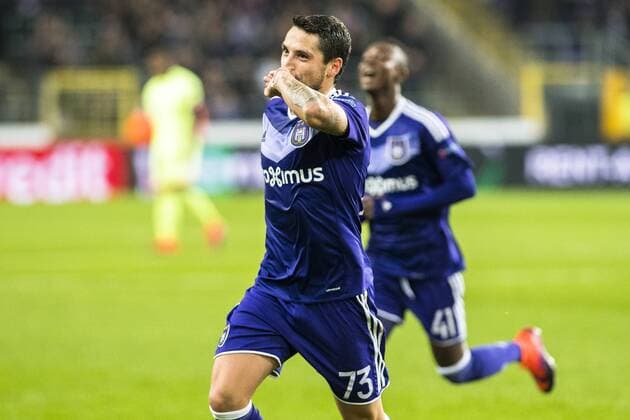 Anderlecht s Nicolae-Claudiu Stanciu celebrates after scoring during a soccer game between Belgian team RSC Anderlecht and German club 1. FSV Mainz 05, Thursday 03 November 2016 in Brussels, the fourth game of the group stage of the Europa League competition in the group C. LAURIExDIEFFEMBACQ  x04971688x