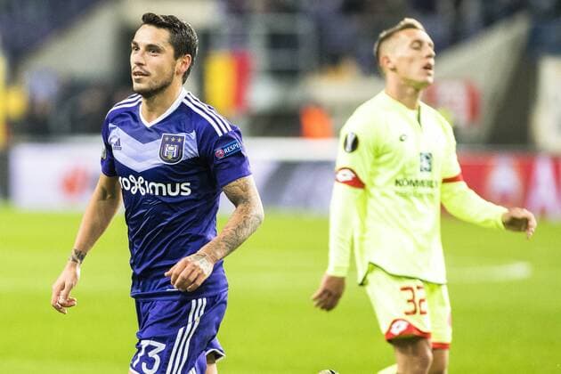 Anderlecht s Nicolae-Claudiu Stanciu celebrates after scoring during a soccer game between Belgian team RSC Anderlecht and German club 1. FSV Mainz 05, Thursday 03 November 2016 in Brussels, the fourth game of the group stage of the Europa League competition in the group C. LAURIExDIEFFEMBACQ  x04971692x