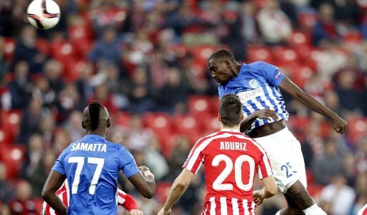 KRC Genk s Onyinye Ndidi (R) goes for a header to score the second goal of the team against Athletic Club during their UEFA Europa League s group F match at San Mames Stadium in Bilbao, Basque Country, northern Spain, 03 November 2016. ATHLETIC BILBAO VS. GENK !ACHTUNG: NUR REDAKTIONELLE NUTZUNG!  BIL001 20161103-636138016294211600