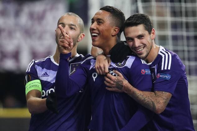 Anderlecht s Sofiane Hanni, Anderlecht s Youri Tielemans and Anderlecht s Nicolae-Claudiu Stanciu celebrate after scoring during a soccer game between Belgian team RSC Anderlecht and German club 1. FSV Mainz 05, Thursday 03 November 2016 in Brussels, the fourth game of the group stage of the Europa League competition in the group C. VIRGINIExLEFOUR  x04971759x