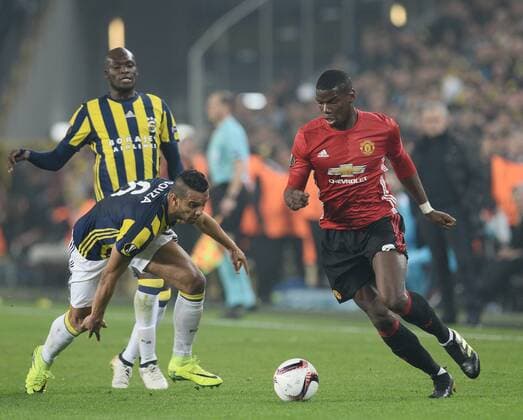 UEFA Europa League Group A day 4 match between Fenerbahce and Manchester United ManU at Ulker Stadium in Istanbul , Turkey , November 03 , 2016. Pictured: Josef de Souza of Fenerbahce and Paul Pogba of Manchester United. 
