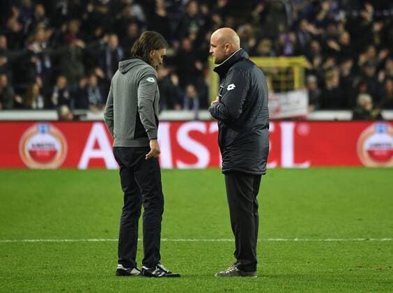 03.11.2016, xjhx, Fussball UEFA Europa League, RSC Anderlecht - FSV Mainz 05, emspor, v.l. Trainer Martin Schmidt (FSV Mainz 05), Manager Sportlicher Leiter Rouven Schroeder (FSV Mainz 05) enttaeuscht, enttaeuscht schauend, dissapointed Anderlecht