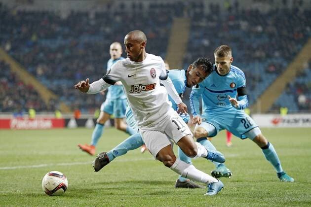 (L-R) Paulinho of FC Zorya Luhansk, Renato Tapia of Feyenoord, Bart Nieuwkoop of Feyenoordduring the Europa League group A match between Zorya Luhansk and Feyenoord on Novemer 3, 2016 at the Chernomorets stadium in Odessa, Ukraine. Zorya Luhansk v Feyenoord UEFA Europa League 2016 2017 xVIxxIVx 6516683