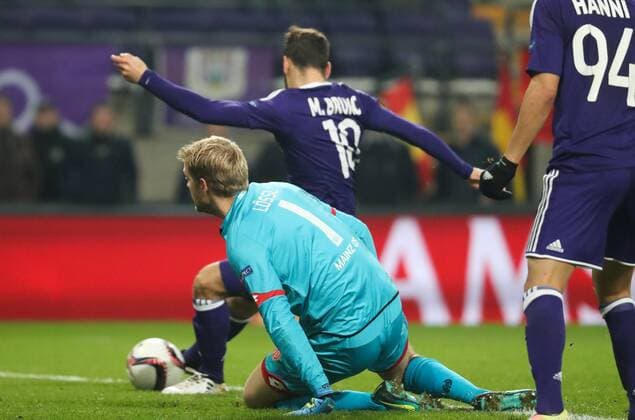 Anderlecht s Massimo Bruno scores a goal during a soccer game between Belgian team RSC Anderlecht and German club 1. FSV Mainz 05, Thursday 03 November 2016 in Brussels, the fourth game of the group stage of the Europa League competition in the group C. VIRGINIExLEFOUR  x04971842x