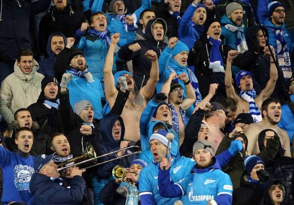 ST PETERSBURG, RUSSIA - NOVEMBER 3, 2016: Zenit St Petersburg s fans rooting for their team in the 2016-17 Season UEFA Europa League Group D football match against Dundalk at the Petrovsky Stadium. FC Zenit St Petersburg won the game 2-1. Peter Kovalev TASS  TS036773