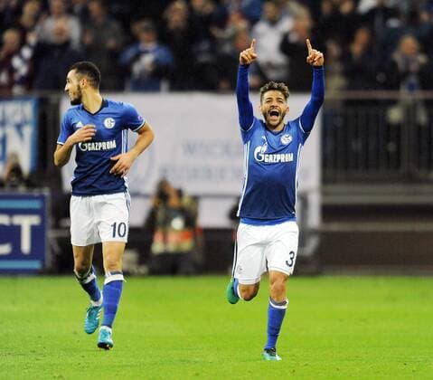 Torschuetze Junior Caicara ( Schalke 04 ) jubelt ueber seinen Treffer zum 1 : 0. 03.11.2016 --- Fussball --- Europaleague --- Schalke 04 vs FK Krasnodar Gelsenkirchen Copyright: xThienel Eibner-Pressefotox EP_TTL