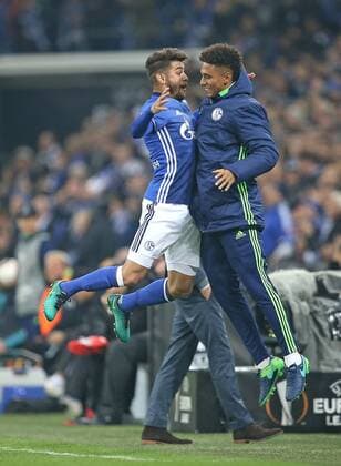 Themen der Woche - SPORT Bilder des Tages - SPORT 03.11.2016, Fussball UEFA Europa League 2016 2017, Gruppenphase, 4.Spieltag, FC Schalke 04 - FK Krasnodar, in der VELTINS-Arena Gelsenkirchen. Jubel v.l. Torschütze Junior Caicara (Schalke) und Thilo Kehrer (Schalke) zum Tor zum 1:0 